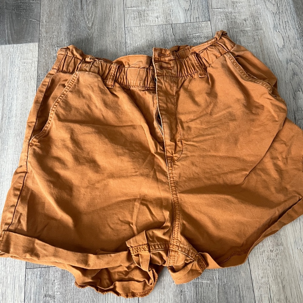 Universal Thread high waisted paper bag shorts